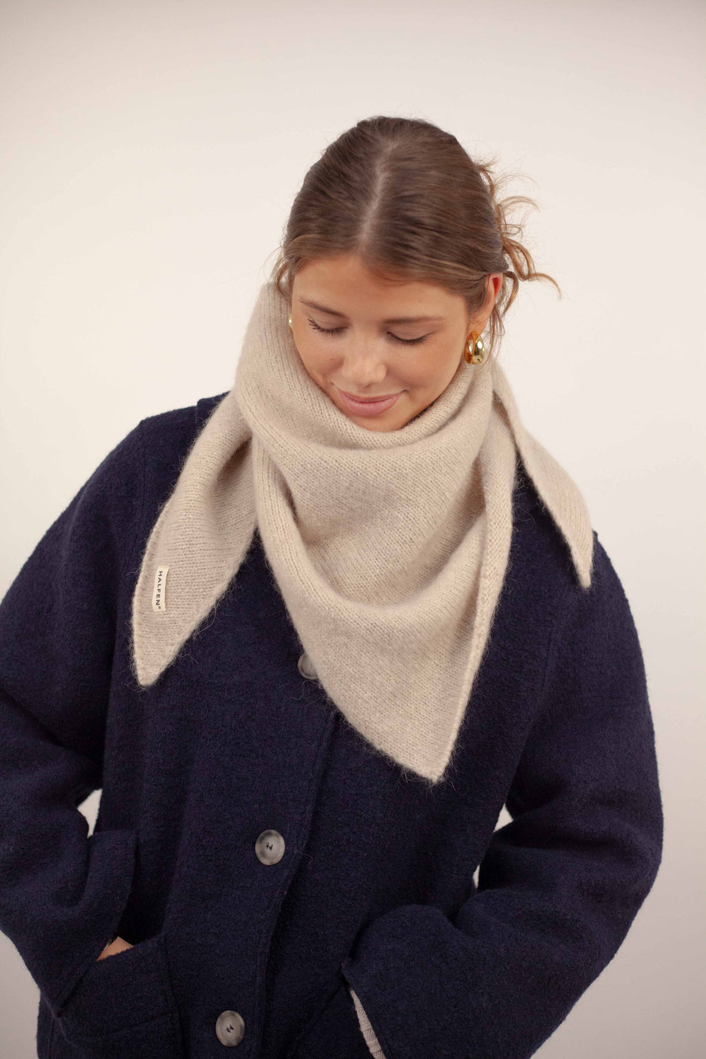 Halfen | Flauschiges Dreieckstuch - Merino, Alpaka & Seide